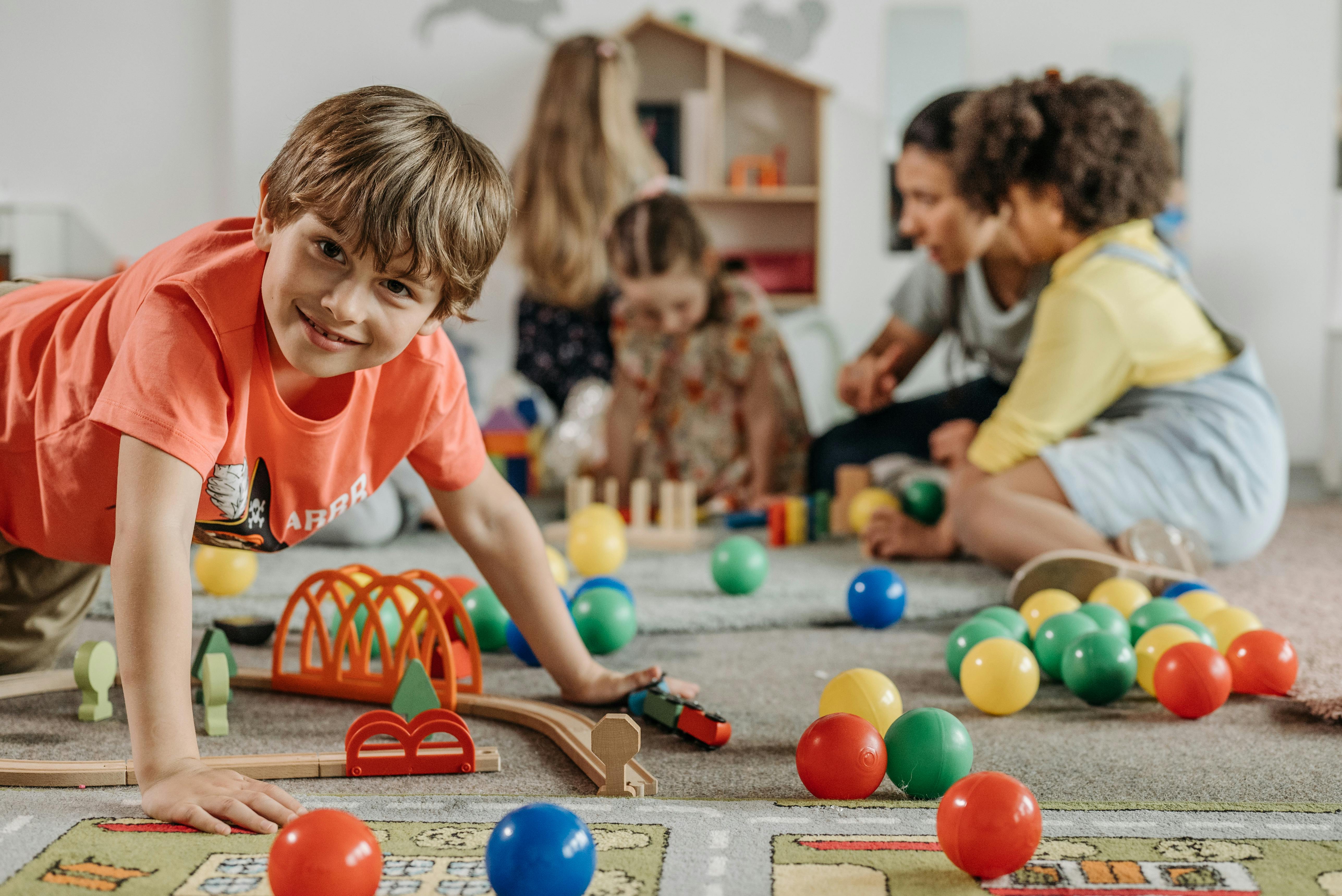 Montessori Teacher Training – EC-MATE Certification